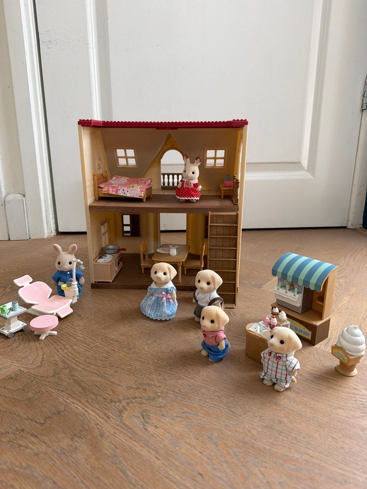 Sylvanian Families Startershuis, Tandarts en IJskraam Set, Ophalen, Gebruikt, Jongen of Meisje