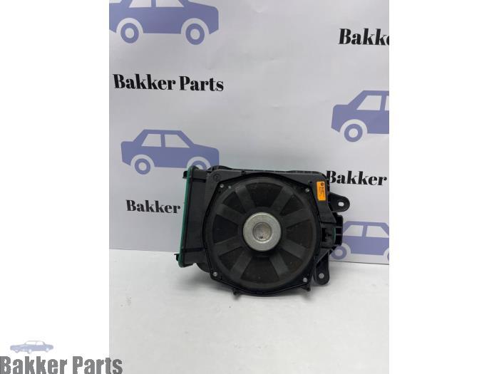 Subwoofer van een BMW 7-Serie, Gebruikt, -, -, Ophalen of Verzenden