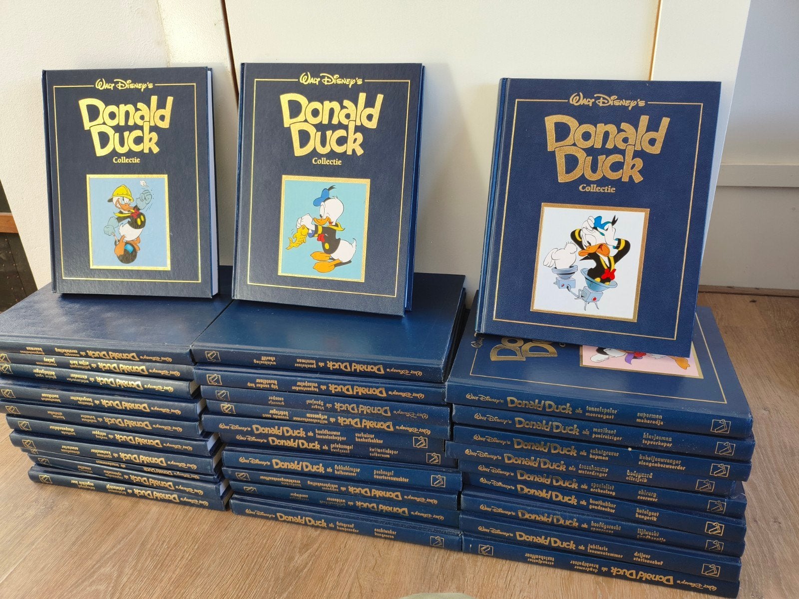 Donald Duck - collectie 32 boeken, Boeken, Meerdere stripboeken, Ophalen, Gelezen