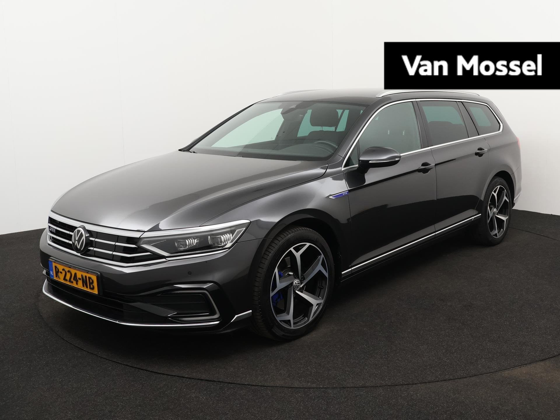 Volkswagen Passat Variant 1.4 TSI PHEV GTE Business 218 PK D, 12 maanden, Stof, 4 cilinders, 13 kWh