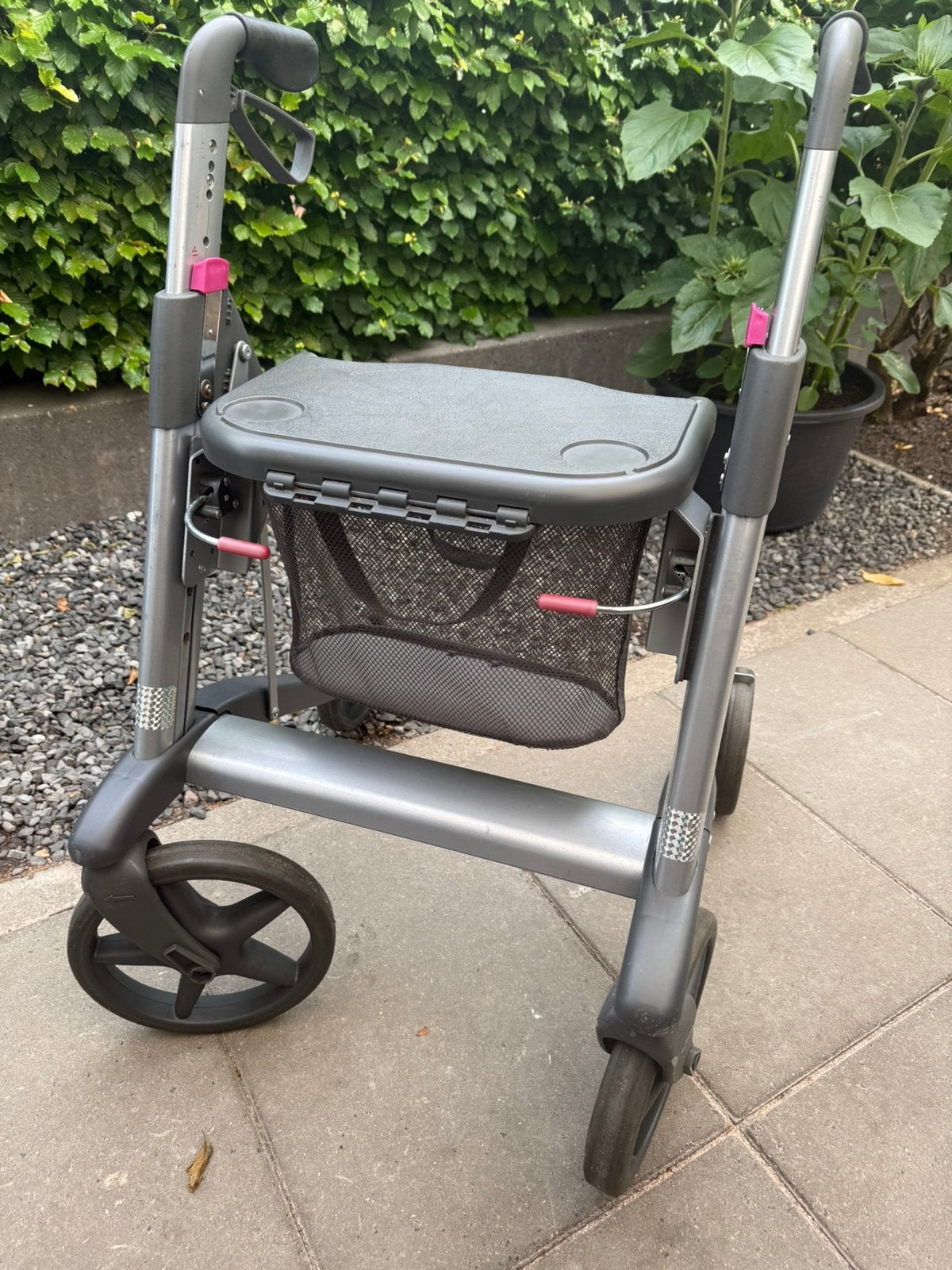 ANWB active walker rollator outlet IJsselstein, Ophalen of Verzenden, Zo goed als nieuw