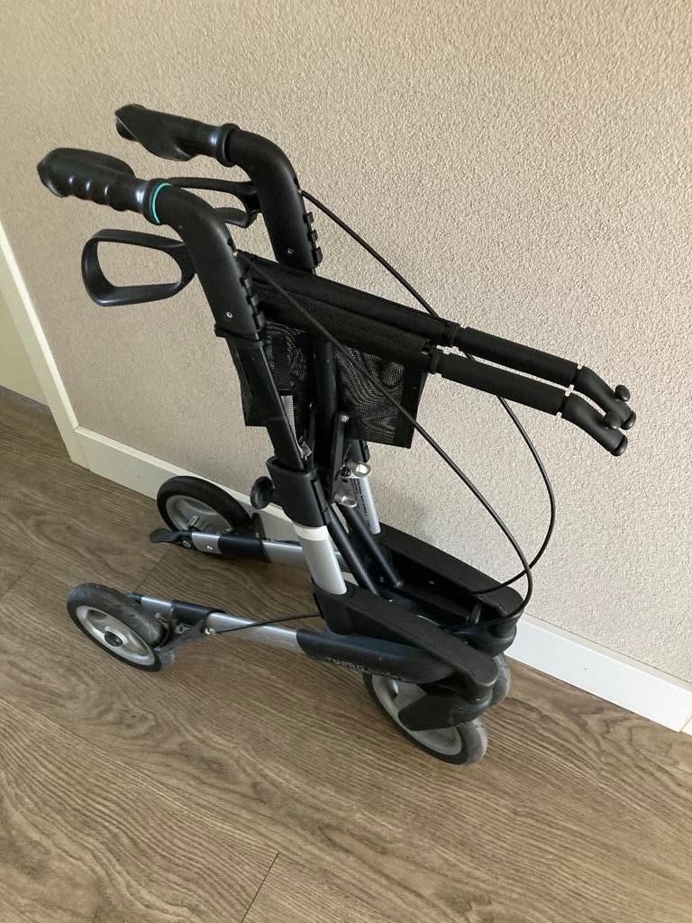 Rollator, Ophalen, Opvouwbaar, Zo goed als nieuw