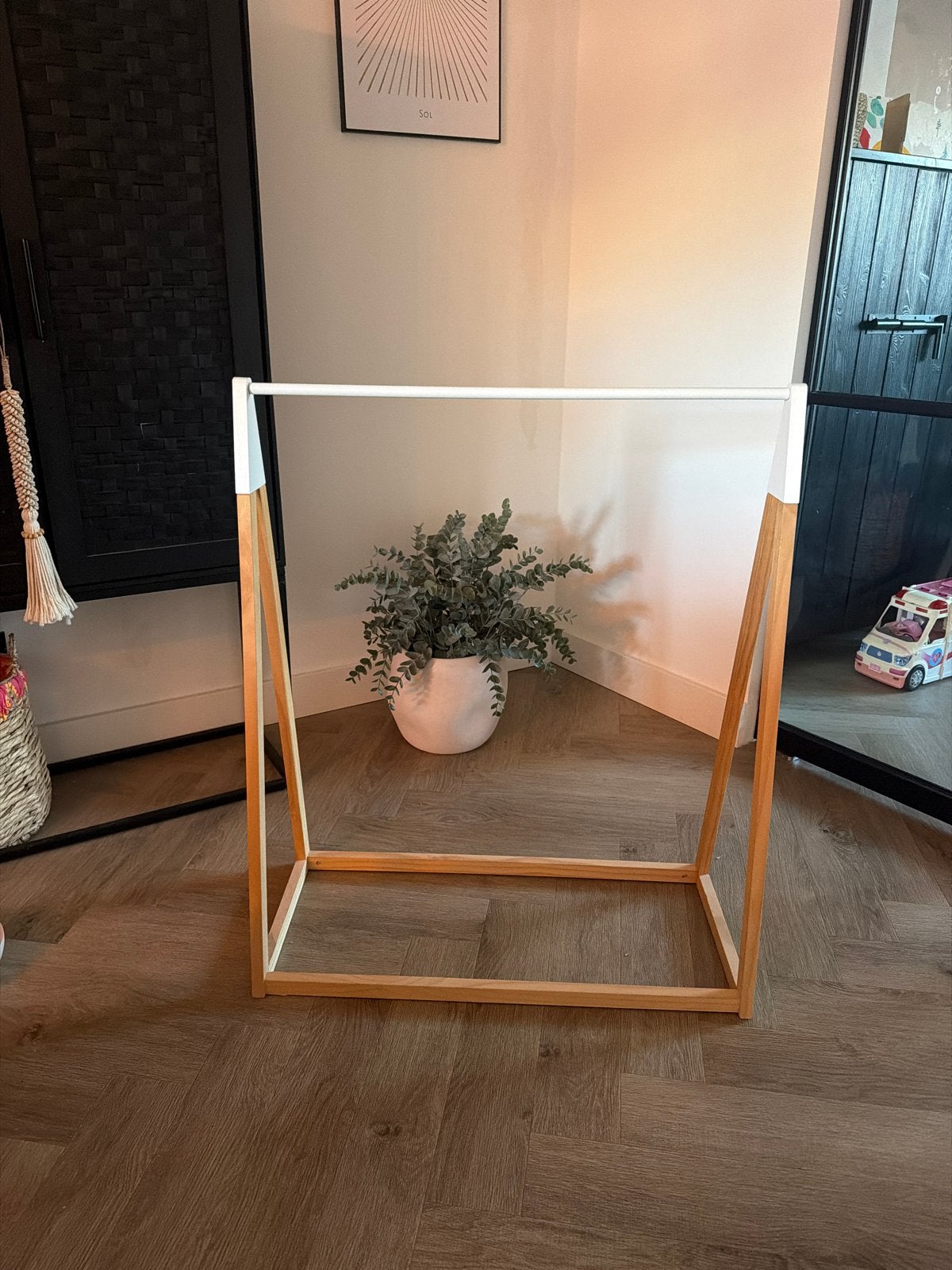 Kledingrekje voor verkleedkleren - Petit Amélie stijl, Kleding | Dames, Ophalen, Zo goed als nieuw