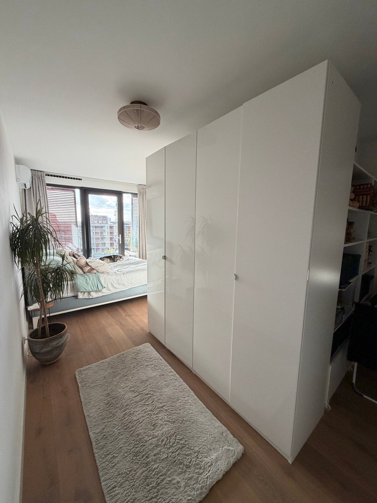 IKEA Pax kledingkast met hoogglans witte deuren 200x60x236cm, Overige materialen, 200 cm of meer, Ophalen of Verzenden, Zo goed als nieuw