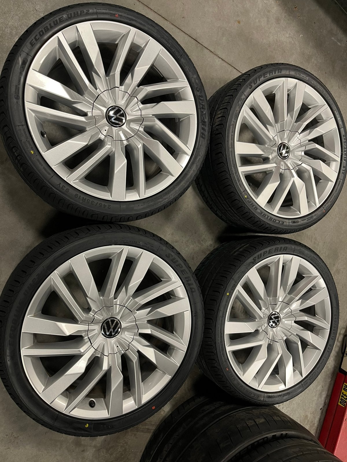 Set 8j x 19  et 28 steek 5x112 met zgan 245-35-19 banden, 19 inch, Banden en Velgen, Ophalen of Verzenden, Personenwagen