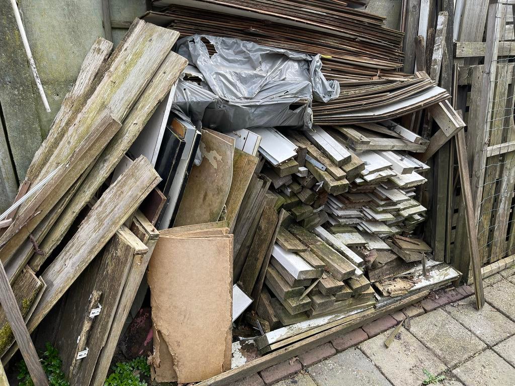 Diverse partij oud hout: planken, balken en meer, Doe-het-zelf en Verbouw, Hout en Planken, Ophalen, Gebruikt, 25 tot 50 mm, Overige typen