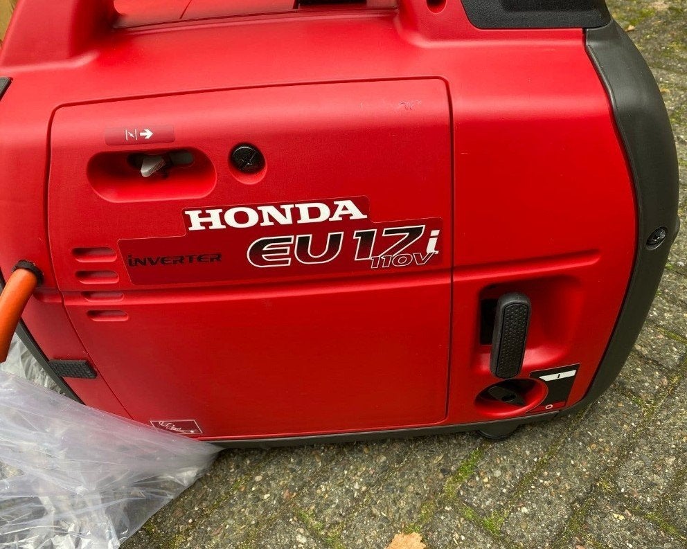 Honda EU17i Inverter Generator - Zo goed als nieuw, Benzine, Nieuw, Ophalen of Verzenden, Geluidgedempt