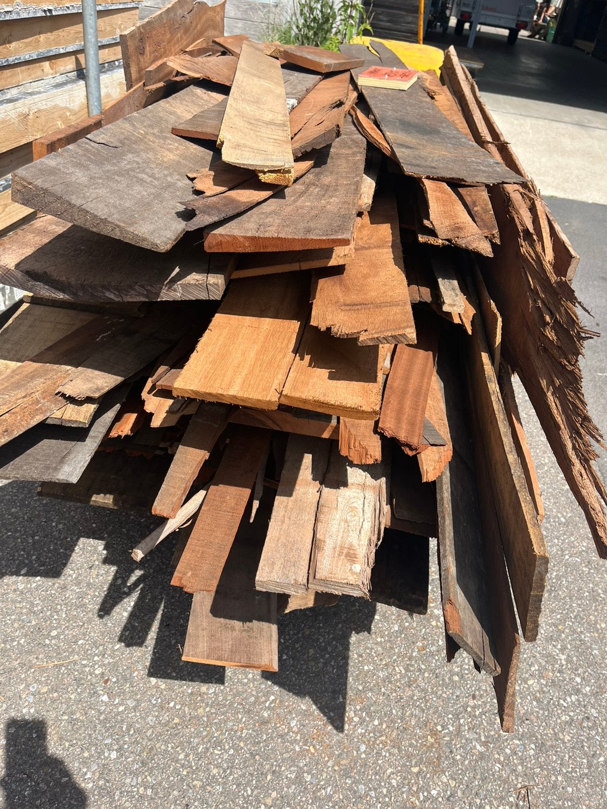 Gratis hardhout rest, Doe-het-zelf en Verbouw, Platen en Panelen, Ophalen, Zo goed als nieuw, Hout