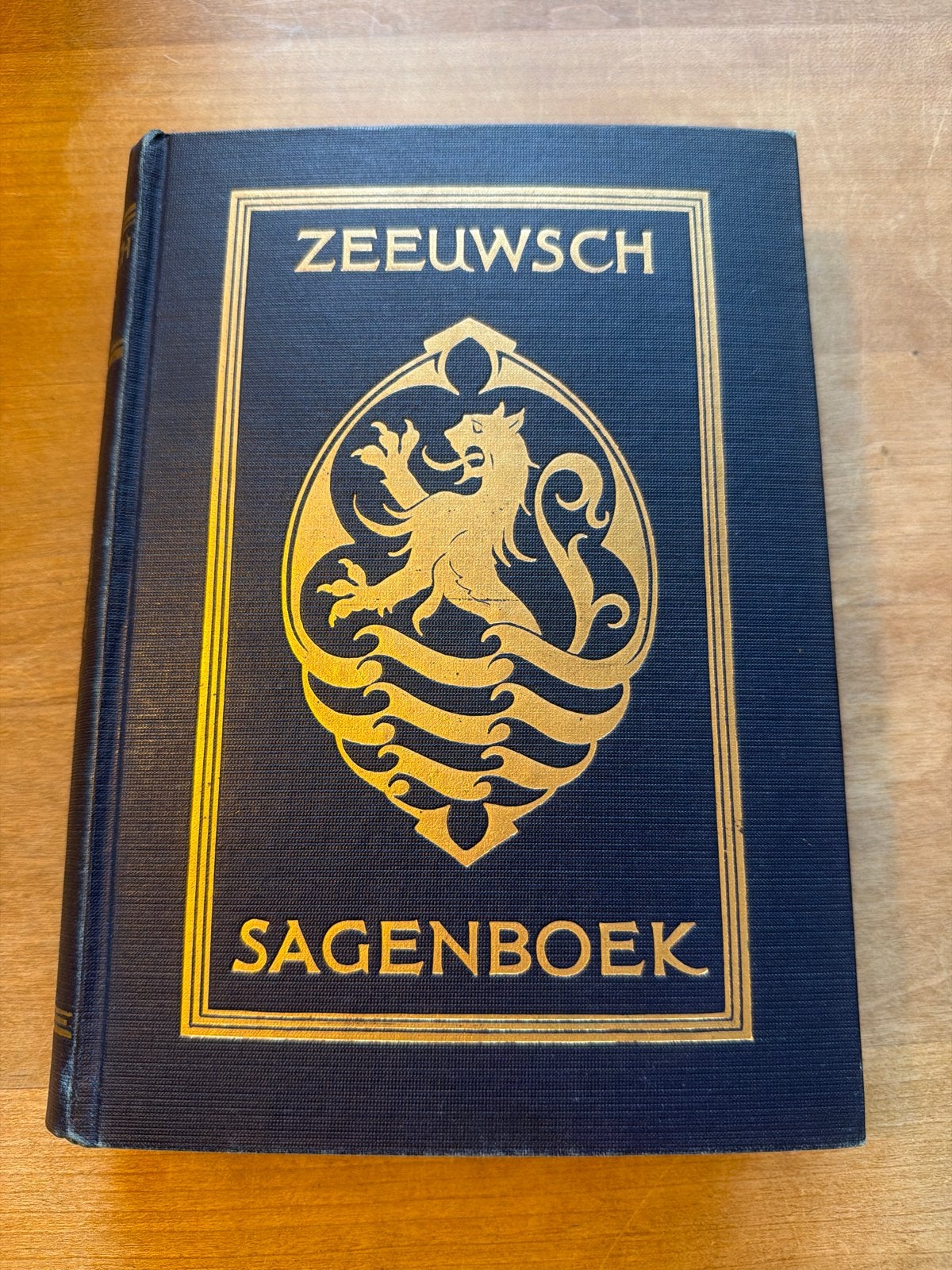 Zeeuwsch Sagenboek - J.R.W. en M. Sinninghe (1933), Ophalen of Verzenden, Gelezen, Nederland