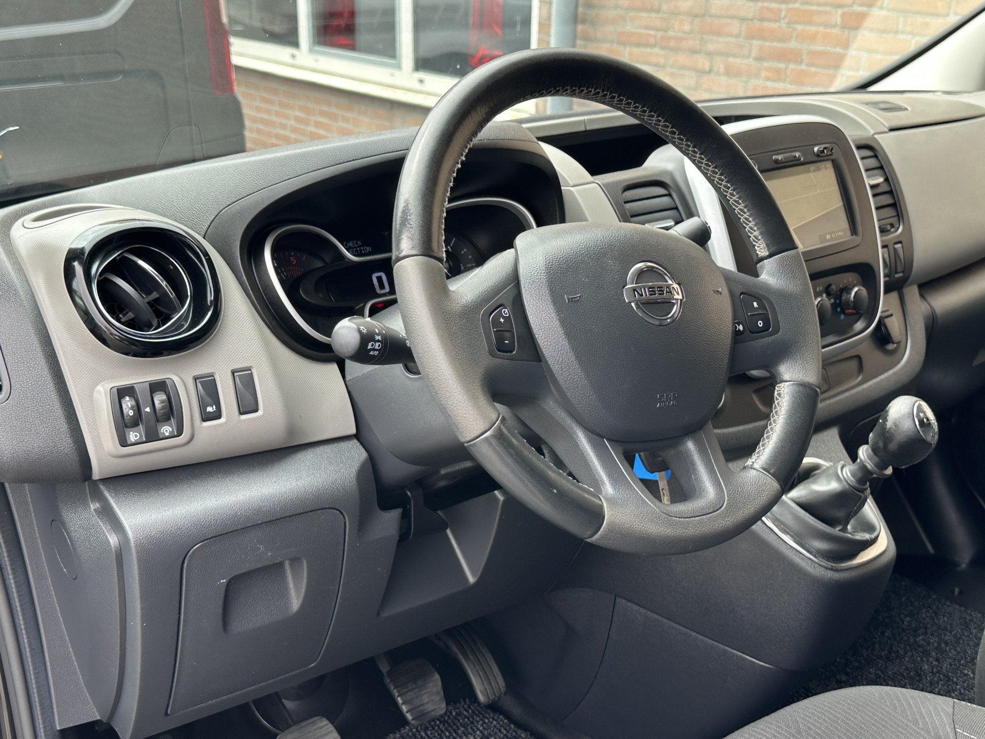Foto 7 van Nissan NV300 1.6dCi 125PK Lang Black Edition / Cruisecontrol