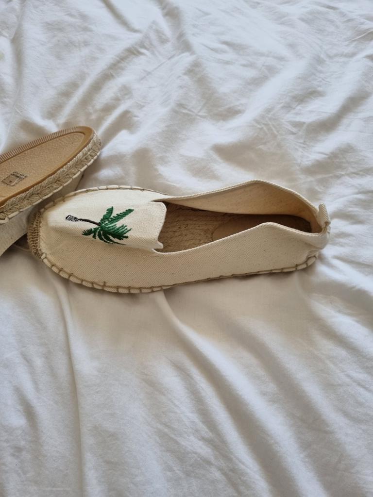 Schoen €5,, Ophalen, Nieuw, Sneakers of Gympen