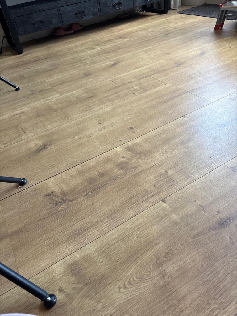 Laminaat extra brede planken - 5 jaar oud, Ophalen, Gebruikt, 50 tot 150 cm, 10 m² of meer