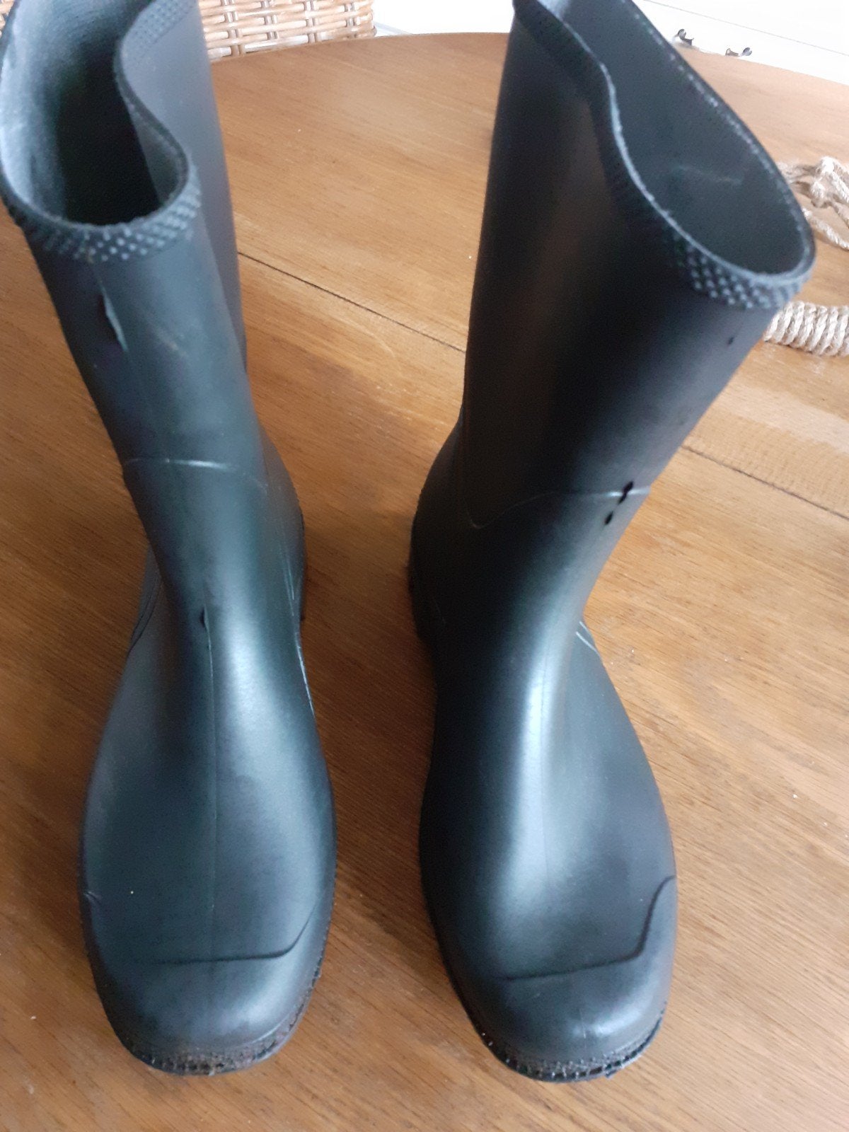 Nieuwe regenlaarzen mt 41 gratis verzenden, Tuin en Terras, Ophalen of Verzenden, Nieuw, Dames, Laarzen