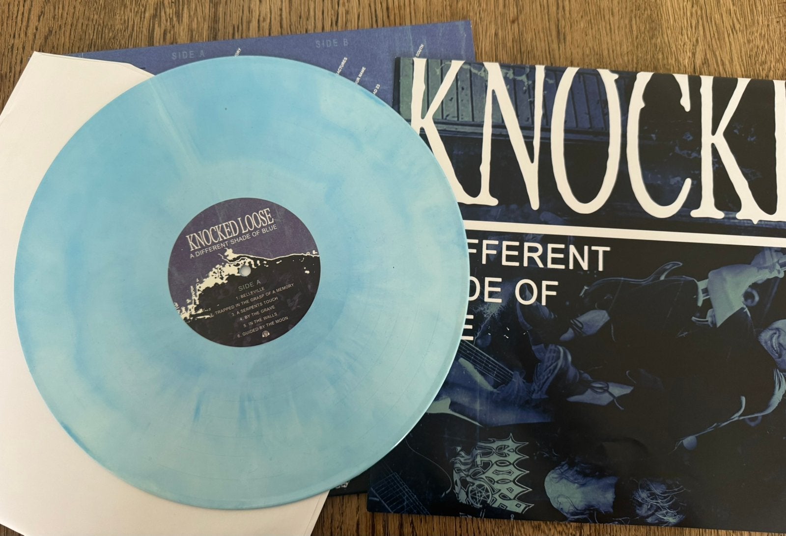Knocked Loose - A different shade of blue vinyl plaat, Cd's en Dvd's, Vinyl | Hardrock en Metal, Inclusief poster, Ophalen of Verzenden