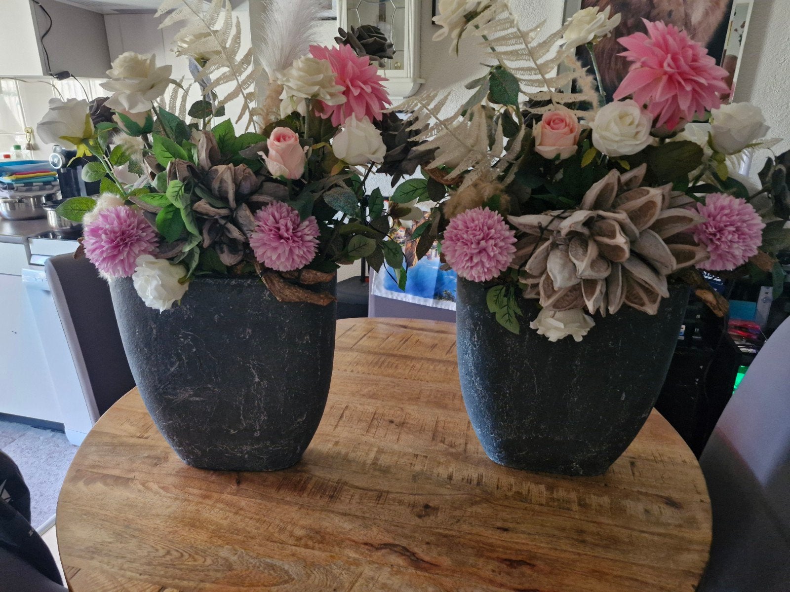 2 Betonnen Bloempotten, Ophalen, Bruin, Kunstbloem, Steen/keramiek