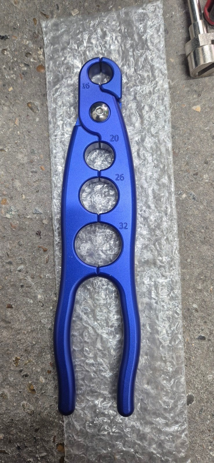Renco griptang voor buizen 16, 20, 25, 32 mm, Doe-het-zelf en Verbouw, Gereedschap | Handgereedschap, Ophalen, Nieuw, Overige typen
