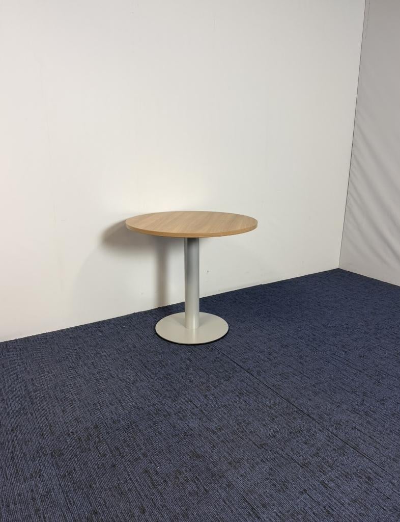 Ronde vergadertafel, kersen havanna blad, aluminium frame, Ophalen, Gebruikt