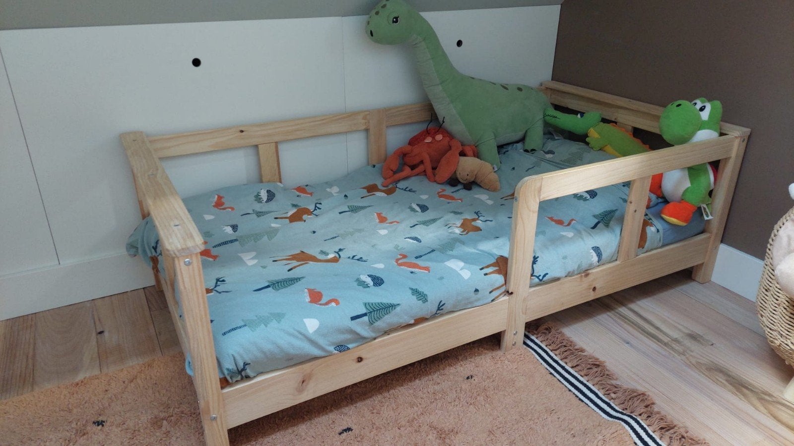 Peuterbed met matras, Ophalen, 70 tot 85 cm, 140 tot 160 cm, Zo goed als nieuw