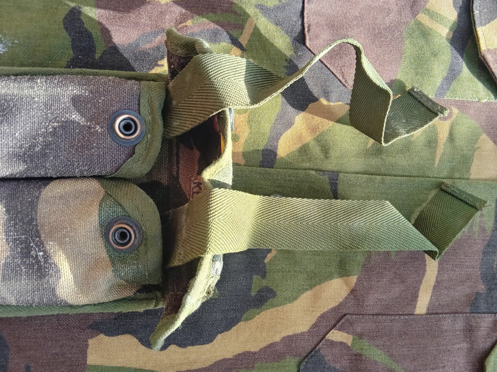 Magazijntas voor munitie KL-93 (camouflage), Ophalen of Verzenden, Landmacht, Nederland, Overige typen