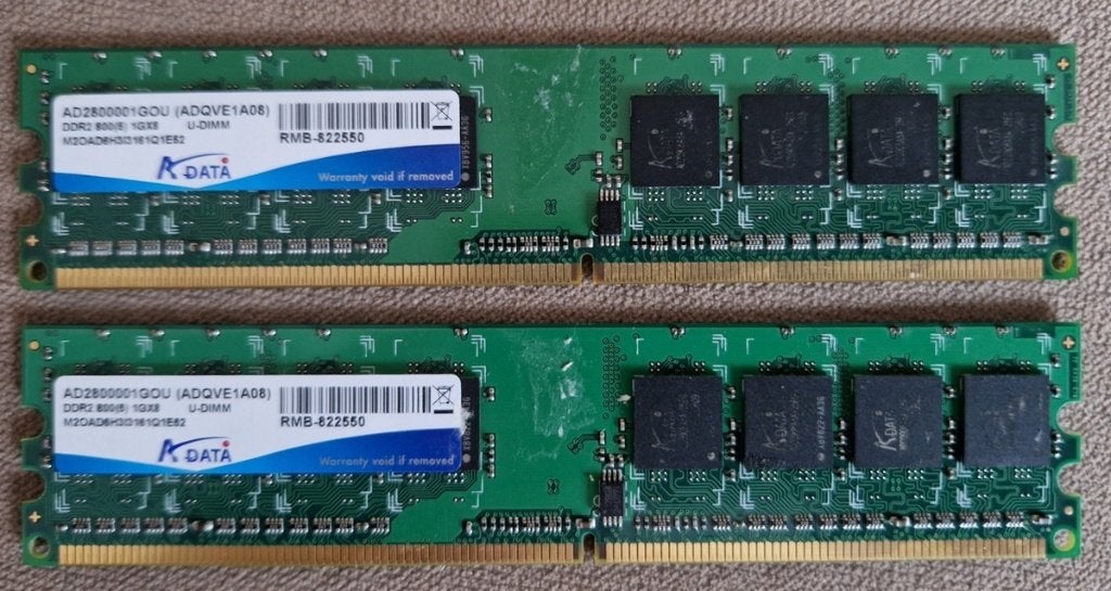 DDR2, 1GB, 800MHz, U-DIMM desktop geheugen. PC-6400 (2 st.), Computers en Software, RAM geheugen, Ophalen of Verzenden, DDR2, Desktop