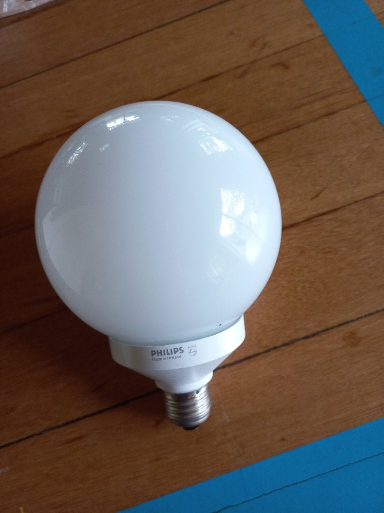 Spaarlamp SL 18D, bolvormig, Philips, Philips, Neutraal wit, 10 tot 30 watt, E27 (groot)