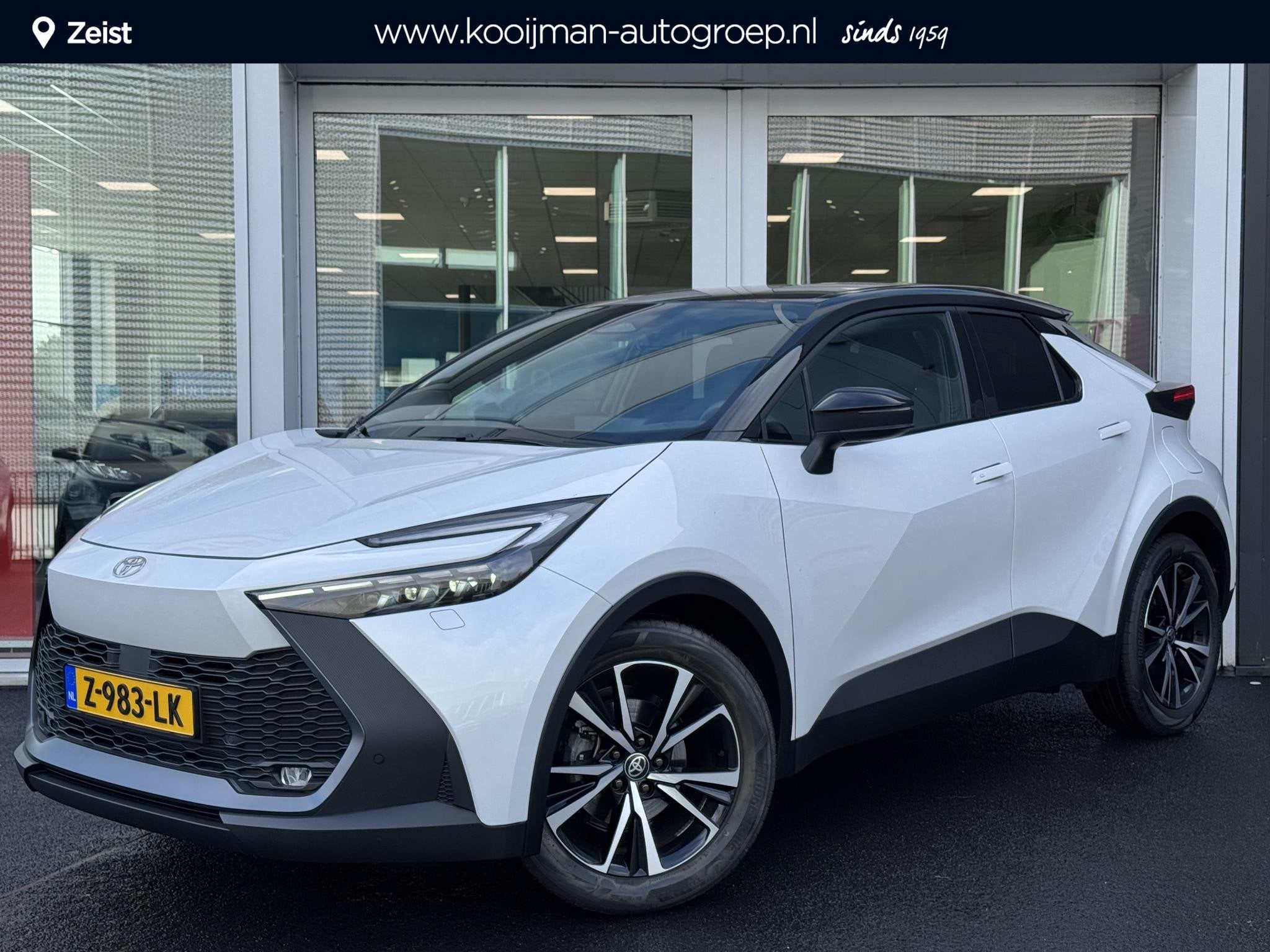 Toyota C-HR 1.8 Hybrid 140 Style Bi-Tone | Unieke tellerstan, Auto's, Stof, 4 cilinders, Wit, Origineel Nederlands