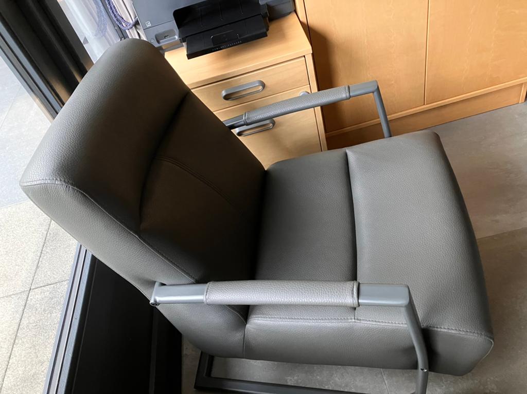 Adra fauteuil van Happy@Home, Ophalen, Gebruikt, Leer, Eén