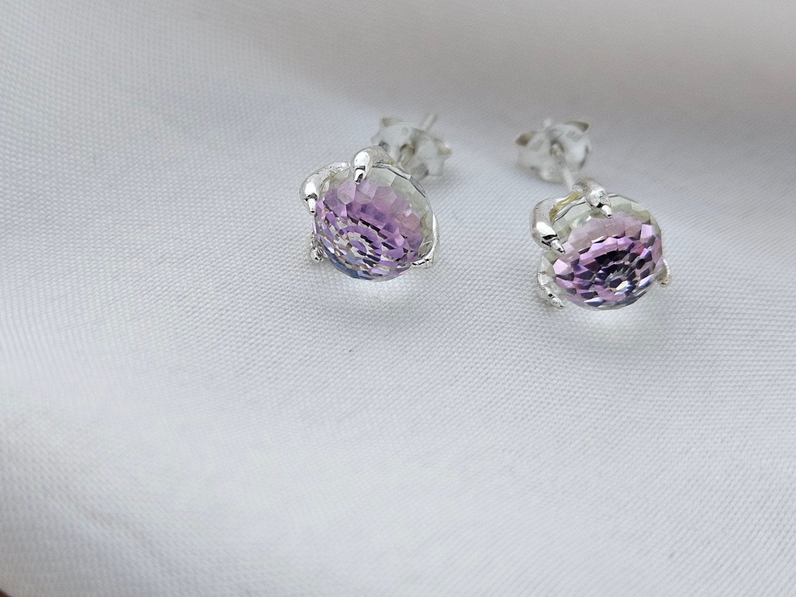 Sterling zilveren klauw oorbellen met Swarovski kristal, Met kristal, Nieuw, Ophalen of Verzenden, Knopjes of Stekers
