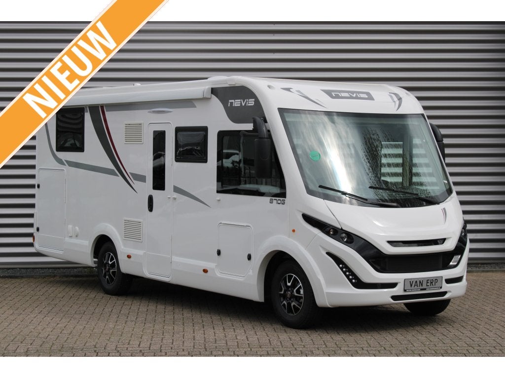 McLouis Nevis 870 Integraal Lengtebedden Fiat 140PK NIEUW, Caravans en Kamperen, Campers, Integraal, Ringverwarming, Fiat, 7 tot 8 meter
