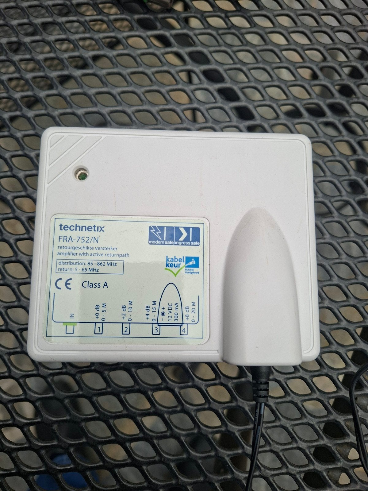 Technetix FRA-752/N retourgeschikte versterker, Ophalen of Verzenden, Gebruikt, Minder dan 2 meter, Overige kabels