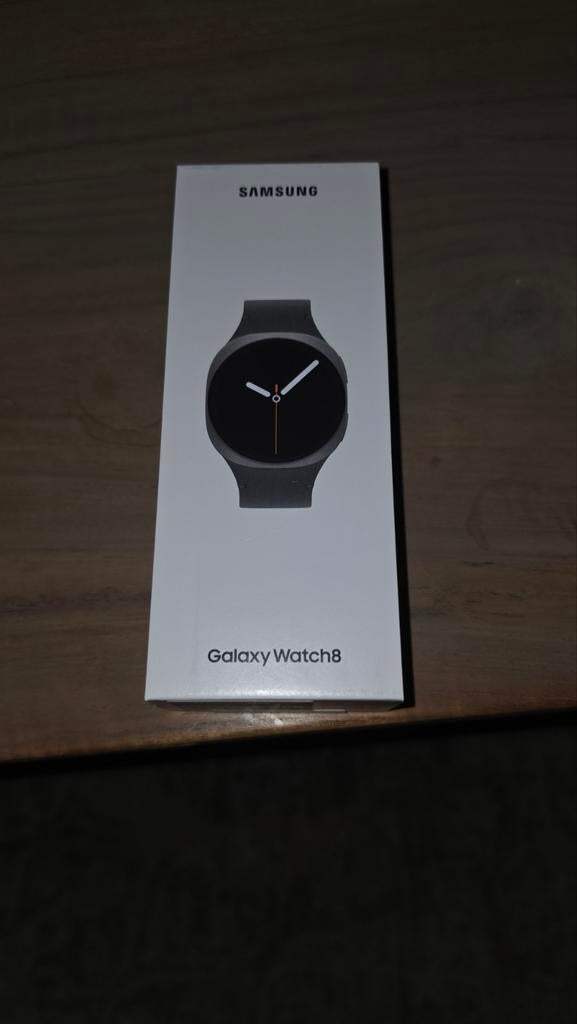 Nieuwe Samsung Galaxy Watch 8 - Geseald, Sieraden, Tassen en Uiterlijk, Smartwatches, Ophalen, Samsung, Waterdicht, Grijs