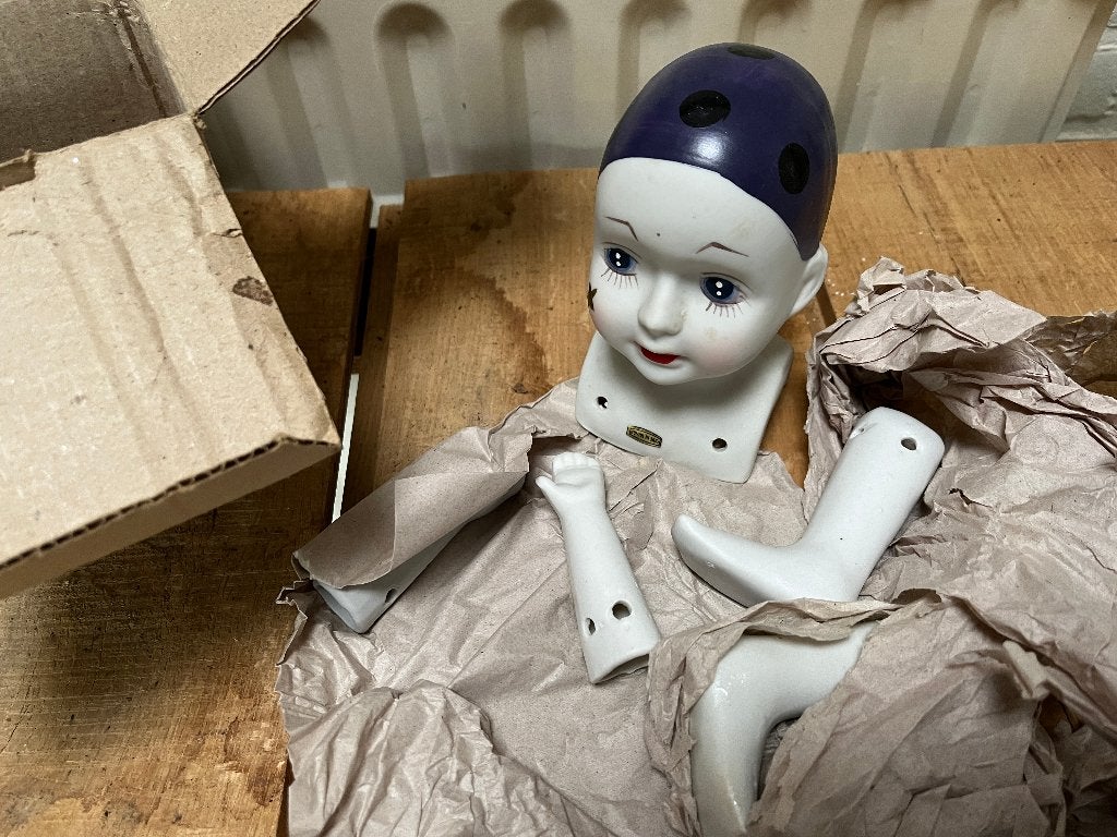 Porseleinen pop PIERROT om zelf te maken, Verzamelen, Ophalen of Verzenden, Zo goed als nieuw, Pop