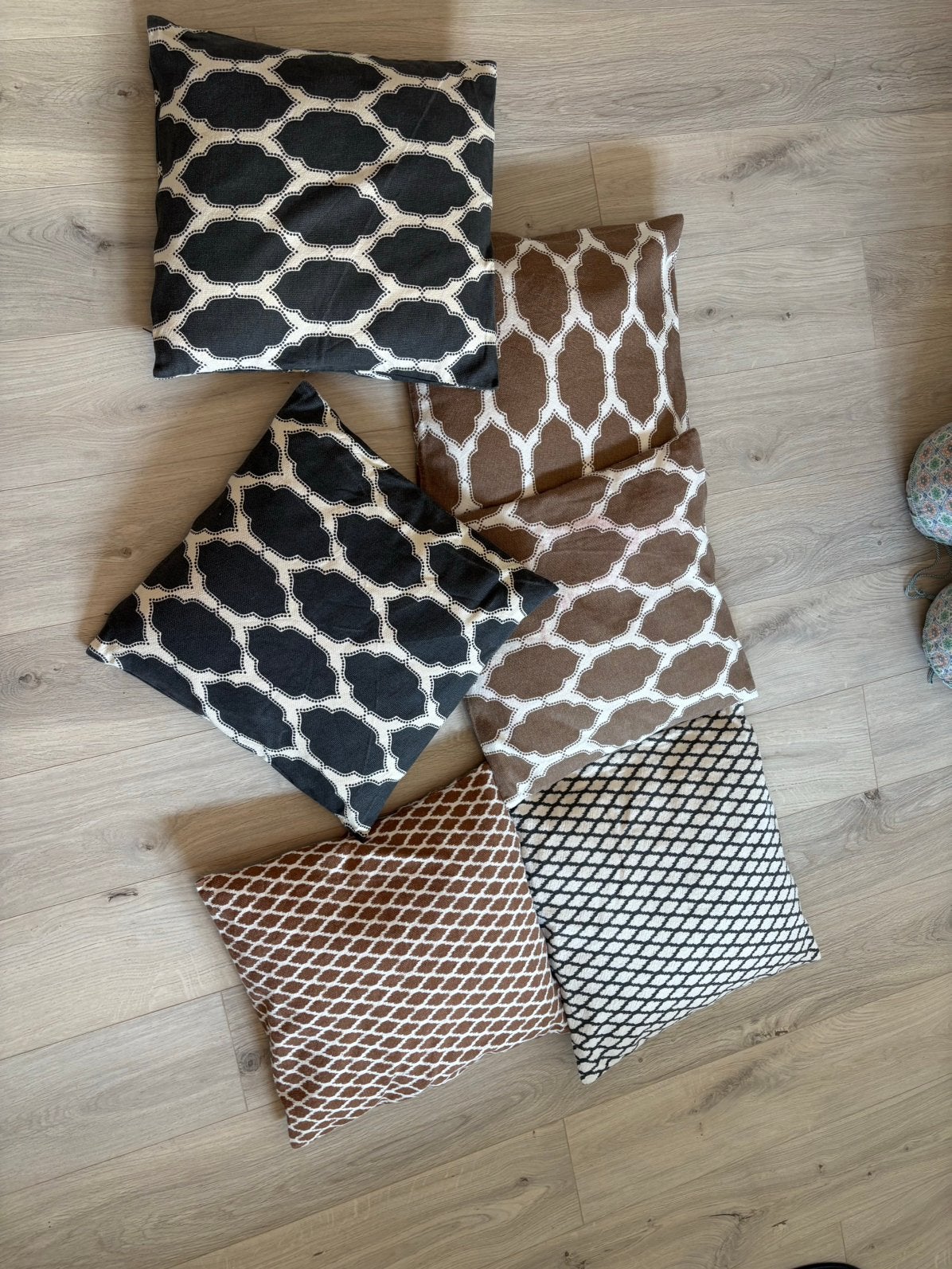 6 stuks kussens   van H&M home, inclusief vulling, Ophalen, Zo goed als nieuw, Wit, Vierkant