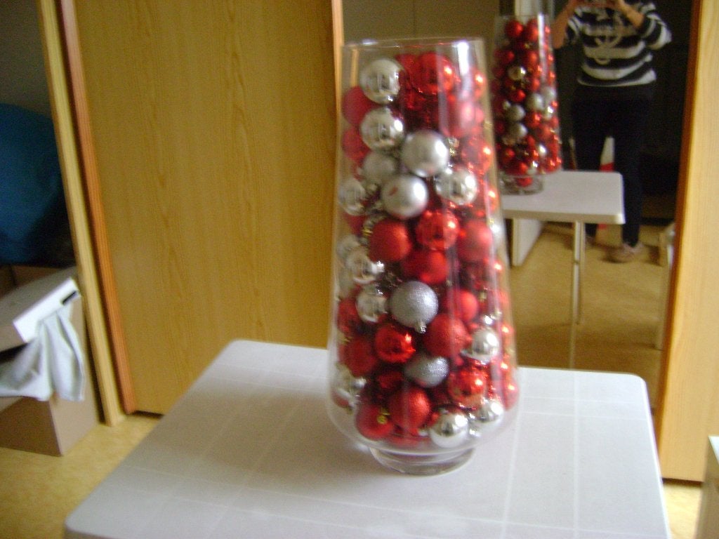 grote glazen bokaal 60hx27x18 rode en zilveren kerstballen, Diversen, Ophalen of Verzenden, Zo goed als nieuw