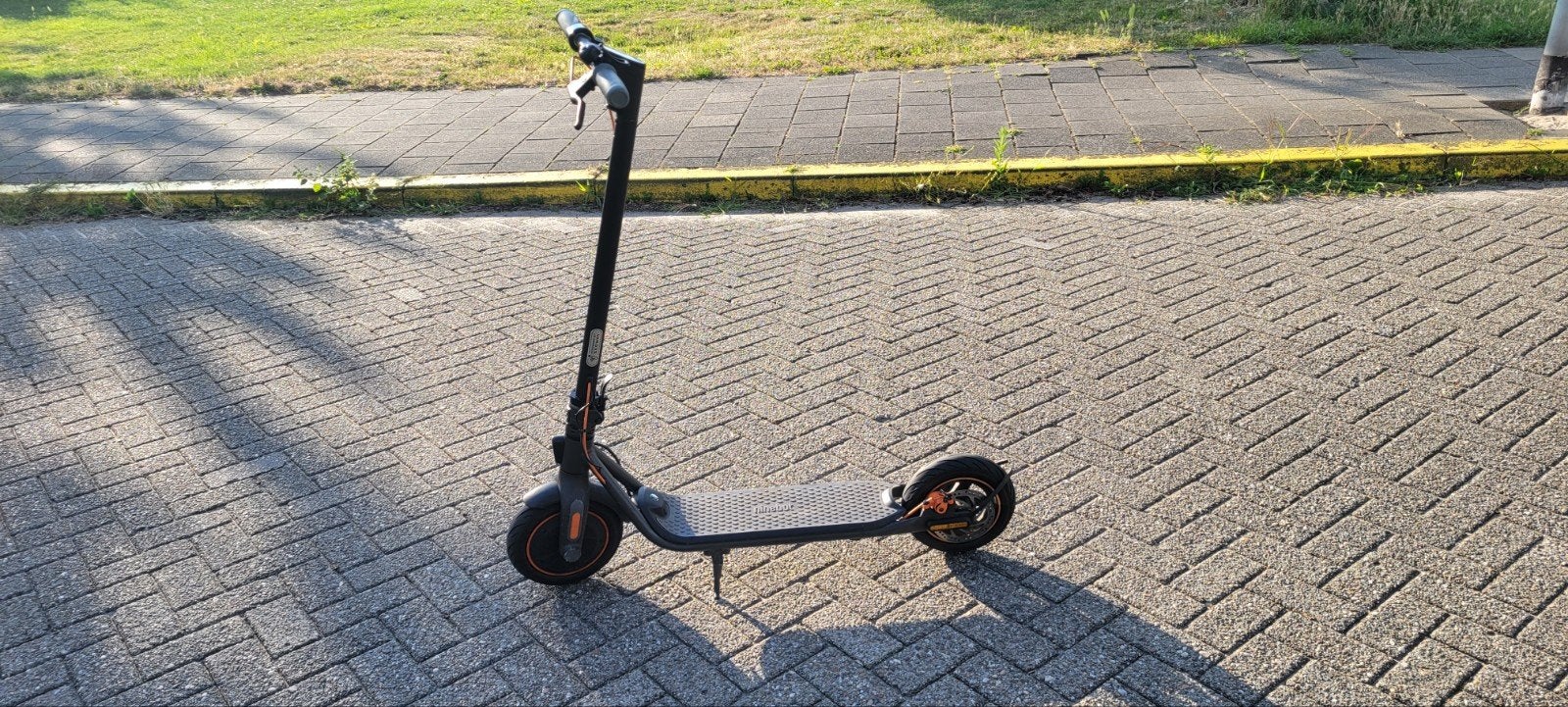 Segway Ninebot F40E elektrische step., Fietsen en Brommers, Steps, Ophalen of Verzenden, Gebruikt, Elektrische step (E-scooter)