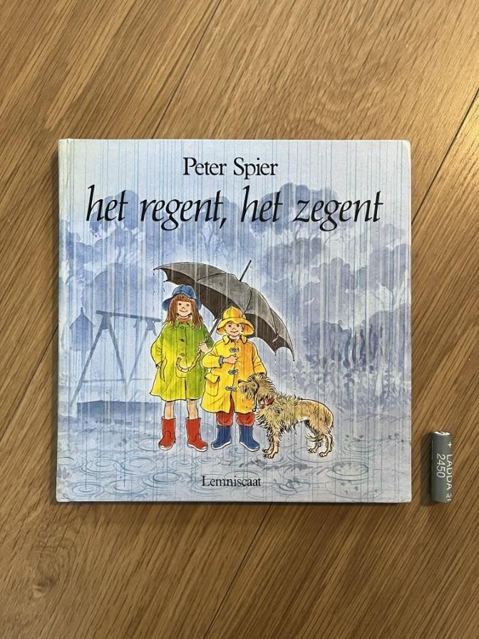 Peter Spier Het regent het zegent boek kinderboek, Boeken, Prentenboeken en Plaatjesalbums, Gelezen, Ophalen of Verzenden
