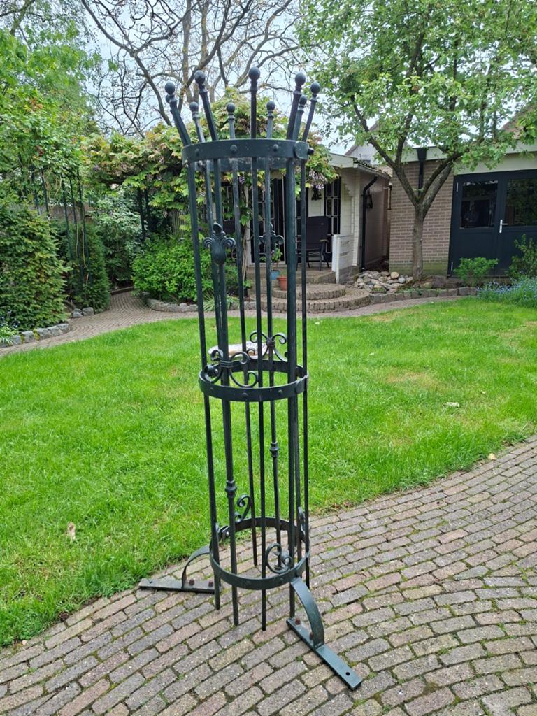 Smeedijzeren, massieve boombeschermer., Tuin en Terras, Tuinhekken en Hekwerk, Ophalen, Gebruikt, IJzer, Sierhekwerk
