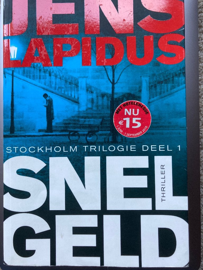 Jens Lapidus De Stockholmtrilogie deel 1 Snel geld, Gelezen, Ophalen of Verzenden, Scandinavië, Jens Lapidus
