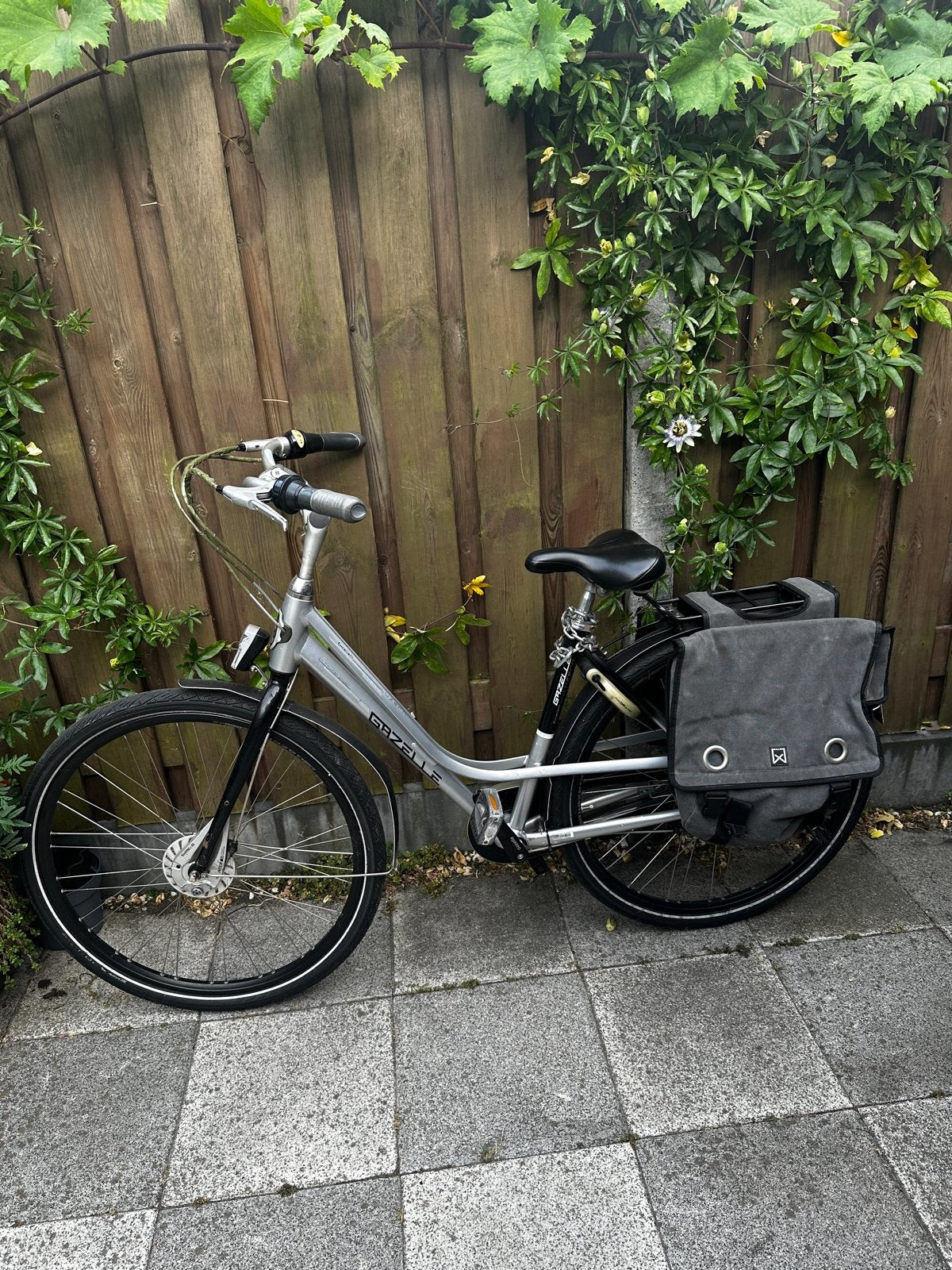 Gazelle Luzern Damesfiets met Versnellingen en Fietstassen, Versnellingen, Ophalen of Verzenden, Schijfrem, Gazelle