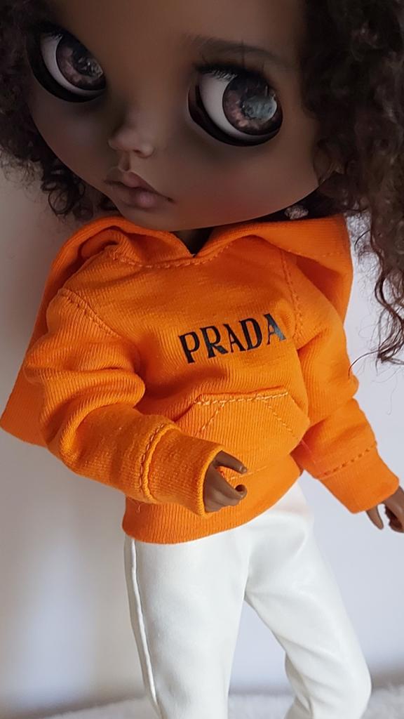 Trui ( Hoodie)voor Blythe, Verzamelen, Poppen, Ophalen of Verzenden, Zo goed als nieuw, Kleertjes