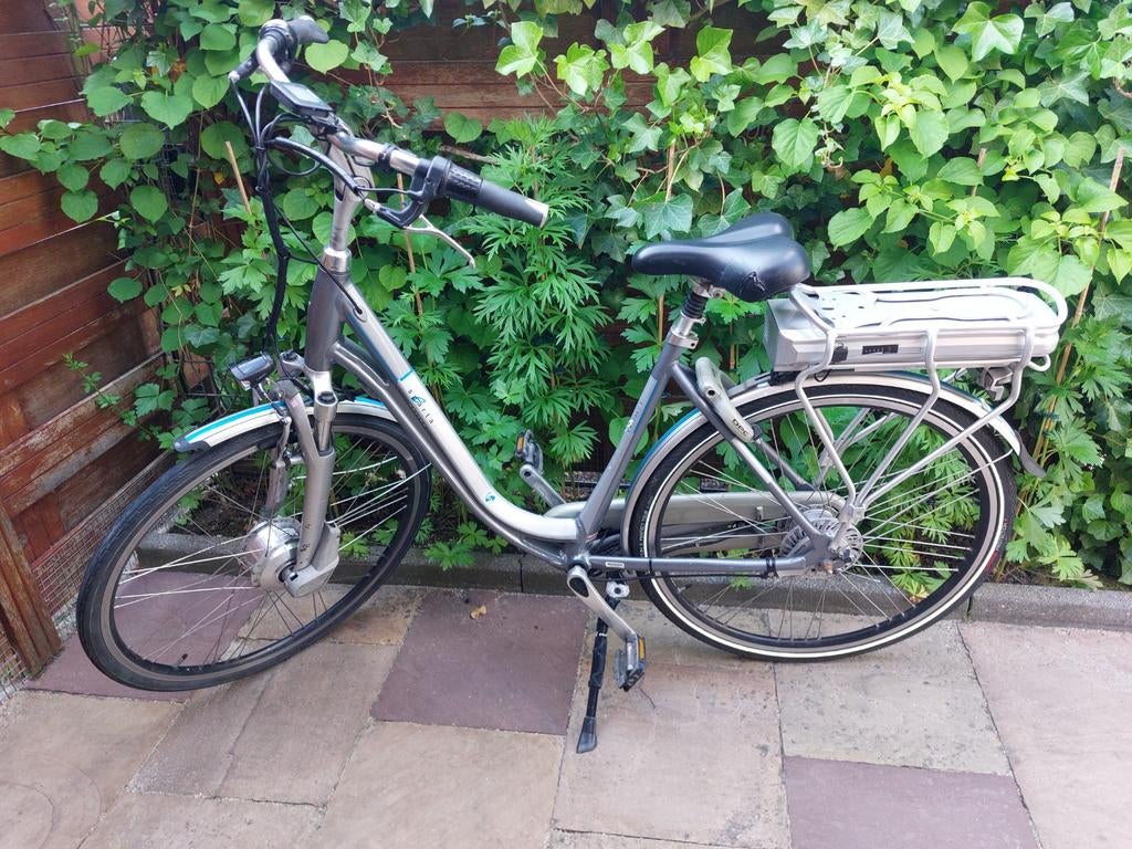 Defecte Sparta E-motion C4 E-bike, Ophalen, Minder dan 30 km per accu, Sparta, Gebruikt