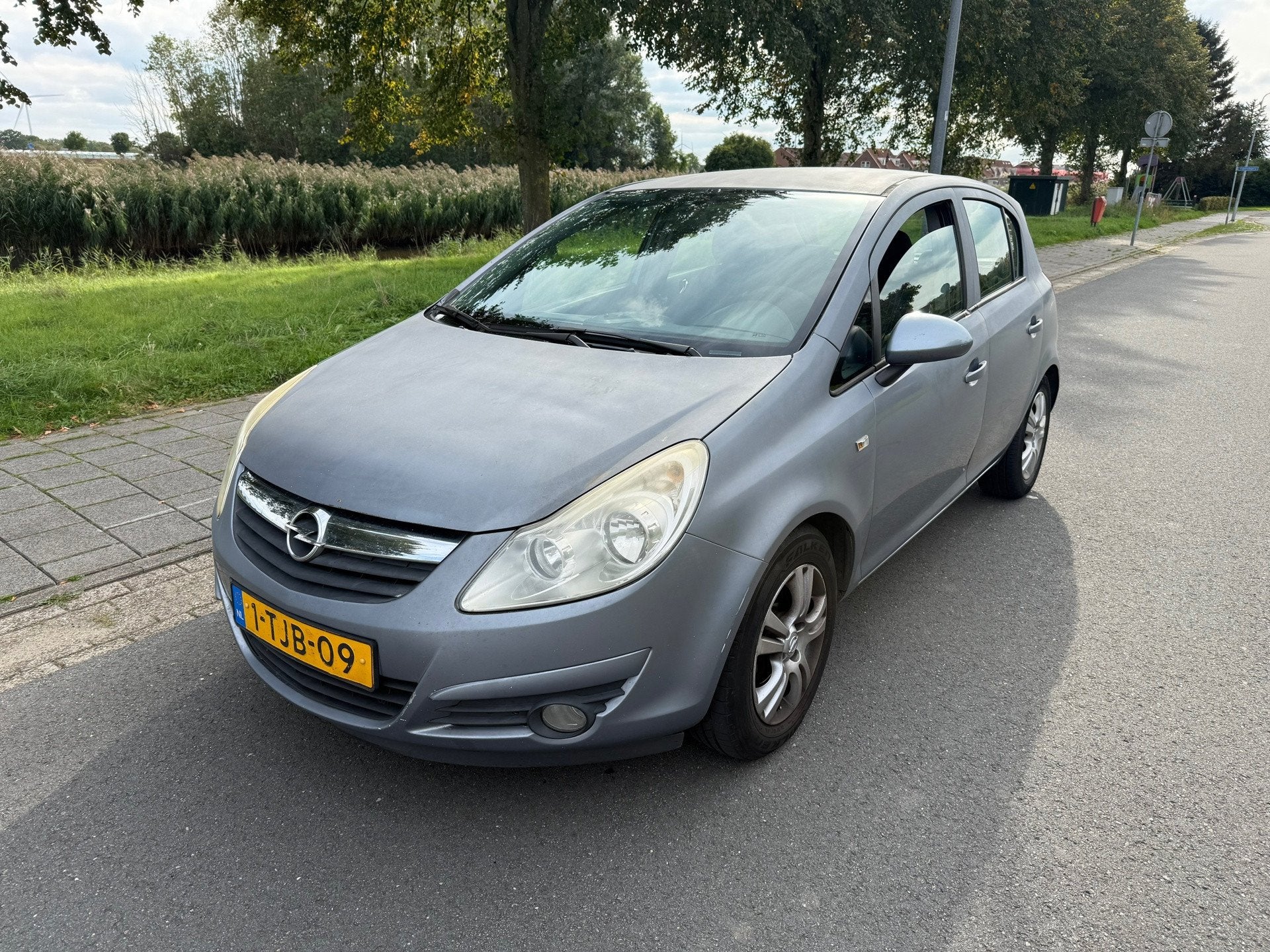Opel Corsa 1.2-16V '111' Edition AIRCO/CRUISE/APK 07-2027, Auto's, Voorwielaandrijving, Euro 5, Gebruikt, Zwart