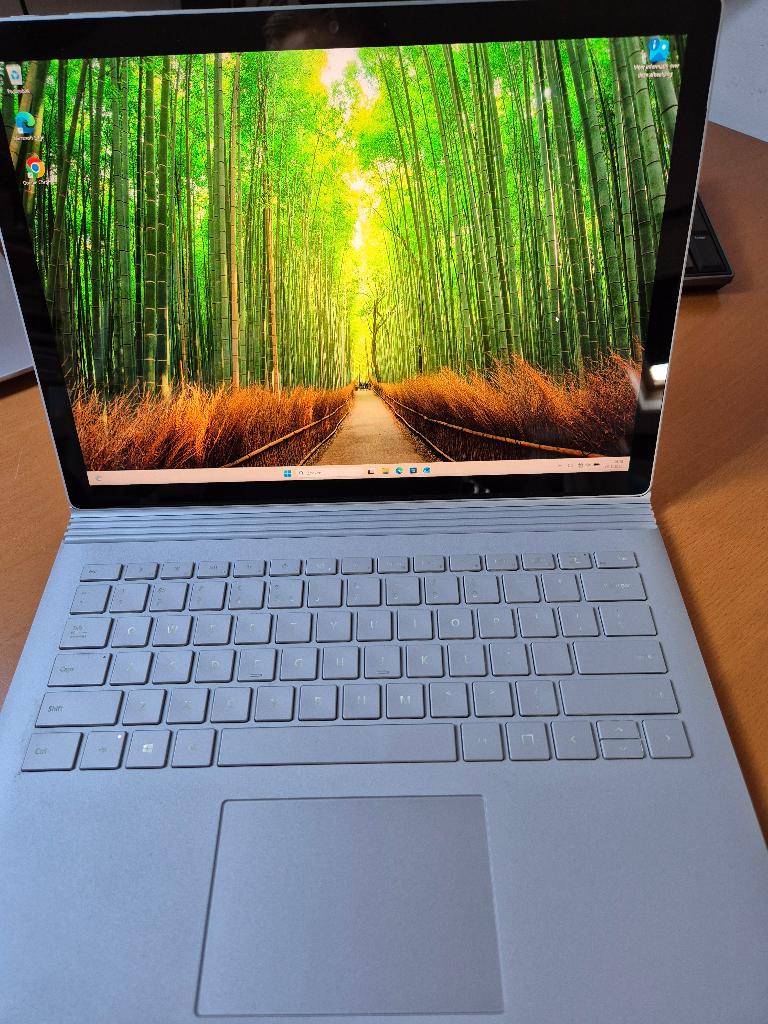 Nette gebruikte Surface Book 2, Computers en Software, Windows Laptops, Ophalen, Gebruikt, 2 tot 3 Ghz, Qwerty