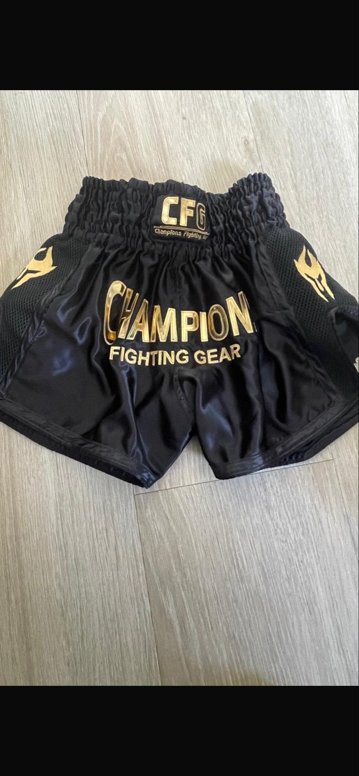 Kickboks broekje maat S - Zwart/Goud CFG Champion, Sport en Fitness, Vechtsporten en Zelfverdediging, Gebruikt, Overige, Ophalen of Verzenden
