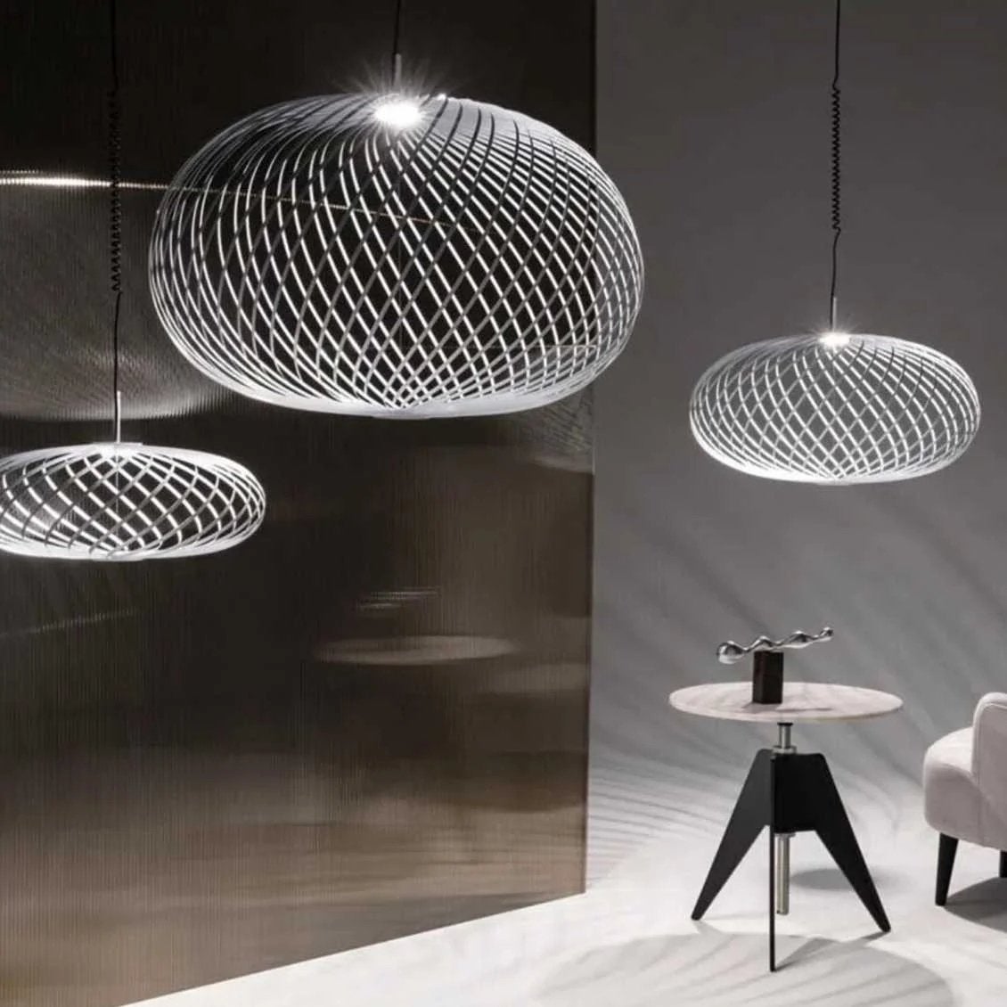Tom Dixon Spring medium, wit., Ophalen, Zo goed als nieuw