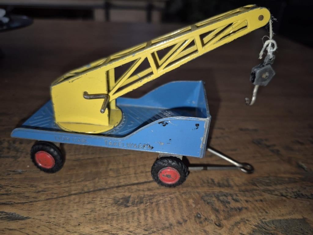 Gezocht daf Lion Car Takelwagen -  Kraanwagen, Hobby en Vrije tijd, Modelauto's | 1:50, Ophalen of Verzenden, Gebruikt