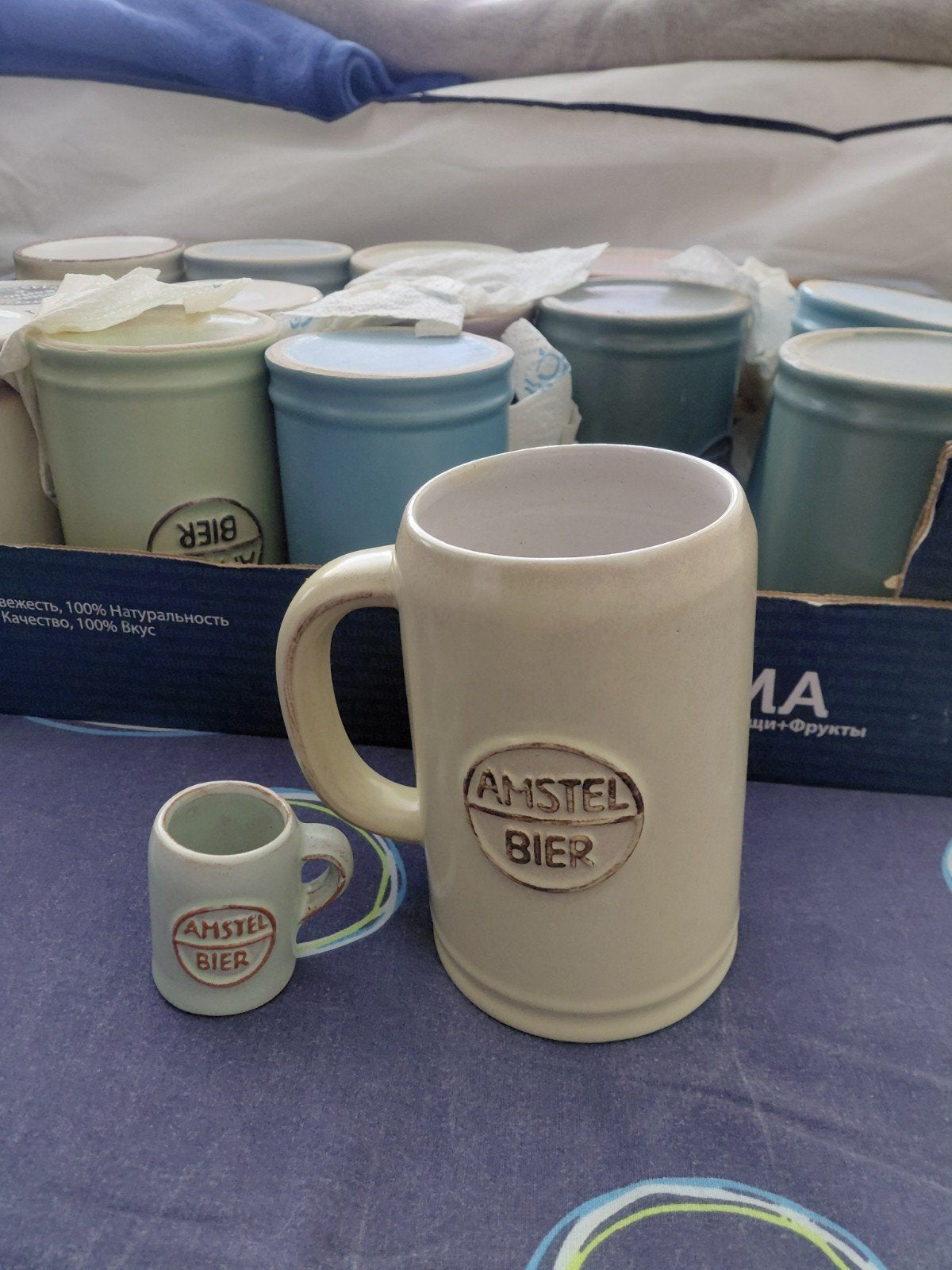 Amstel Bier Mokken(14)kleine (5) - Diverse Kleuren en Maten, Vintage, Gebruikt, Meerkleurig, Ophalen of Verzenden