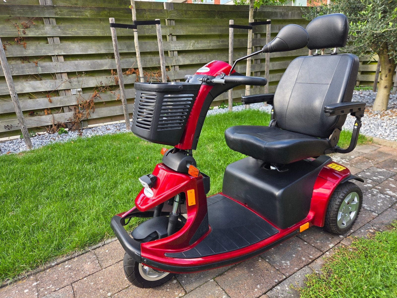 Pride Luna Victory scootmobiel, Ophalen, 36 t/m 45 km, 11 t/m 15 km/u, Gebruikt