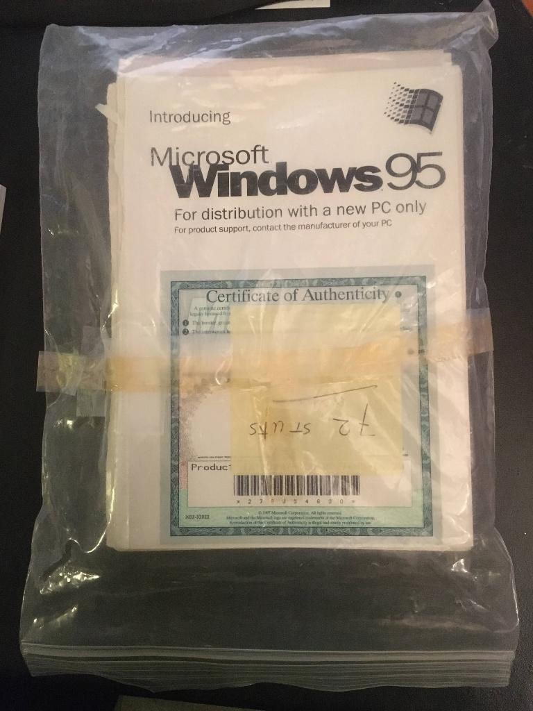 71 X Officiele Windows 95 licentie [OS-17] 26-3, Computers en Software, Besturingssoftware, Ophalen of Verzenden, Zo goed als nieuw
