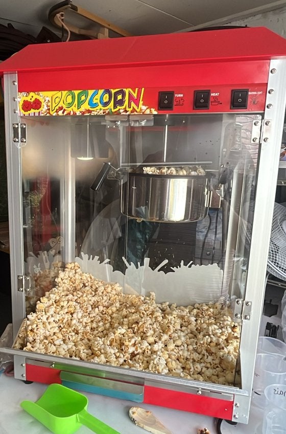 Popcornmachine suikerspin Springkussen Tilburg, Hilvarenbeek, Hobby en Vrije tijd, Feestartikelen | Verhuur, Ophalen, Overige